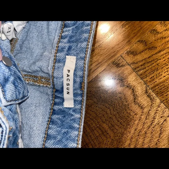 Pacsun Jean Shorts XS!! (25/26/2/4/XS/Small) - Picture 4 of 6